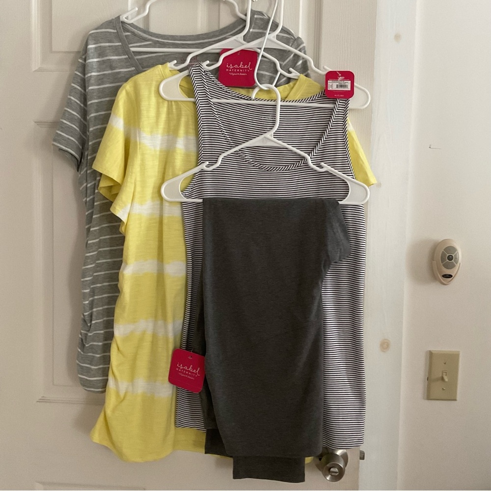 NEW 4 pc XXL Ingrid & Isabel maternity lot shirts tops and leggings